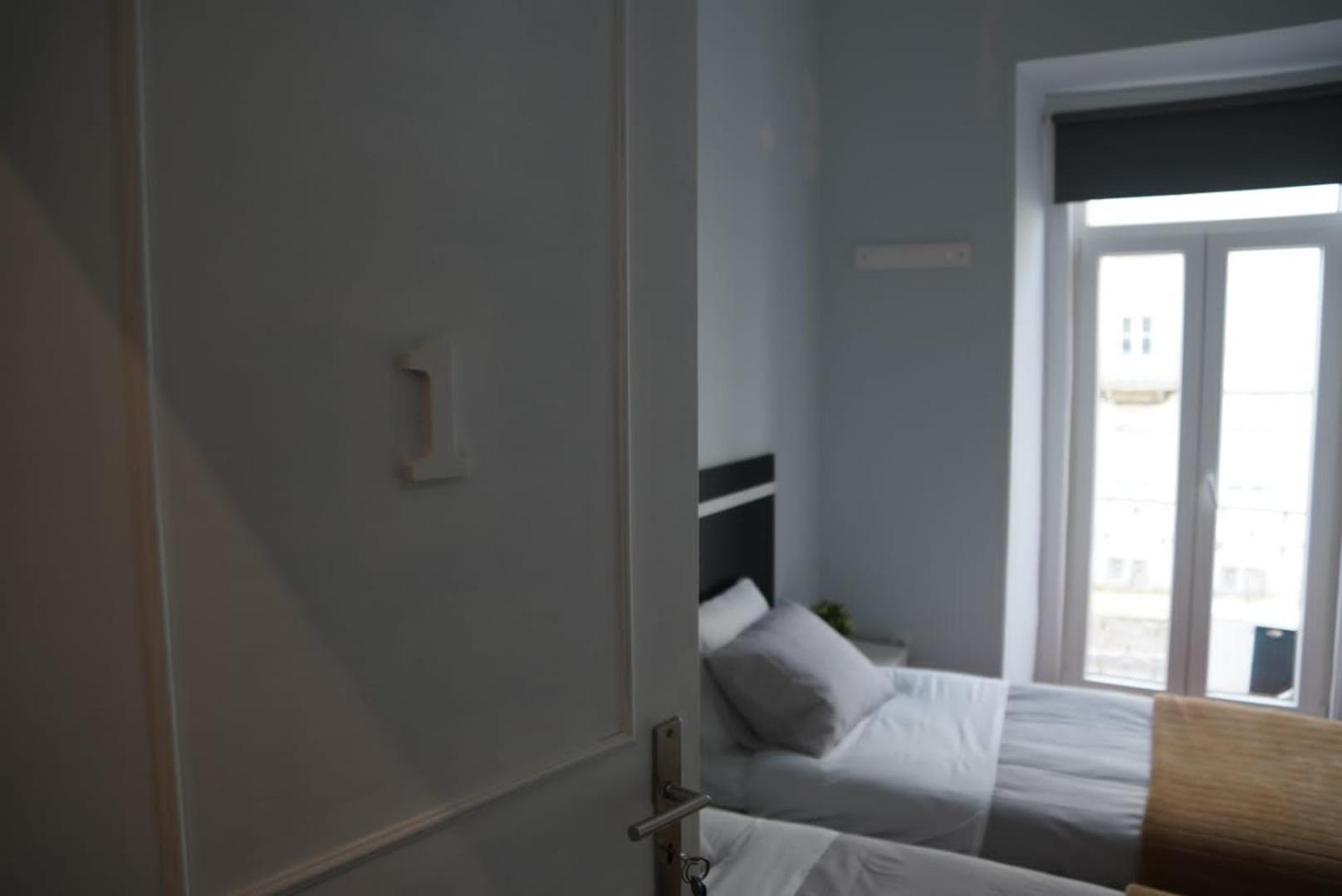 Bisengototo Homestay Лиссабон Экстерьер фото