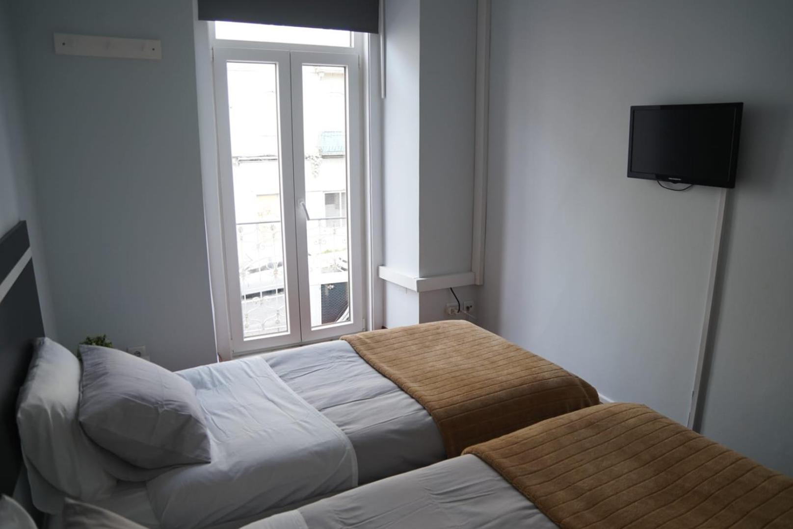Bisengototo Homestay Лиссабон Экстерьер фото