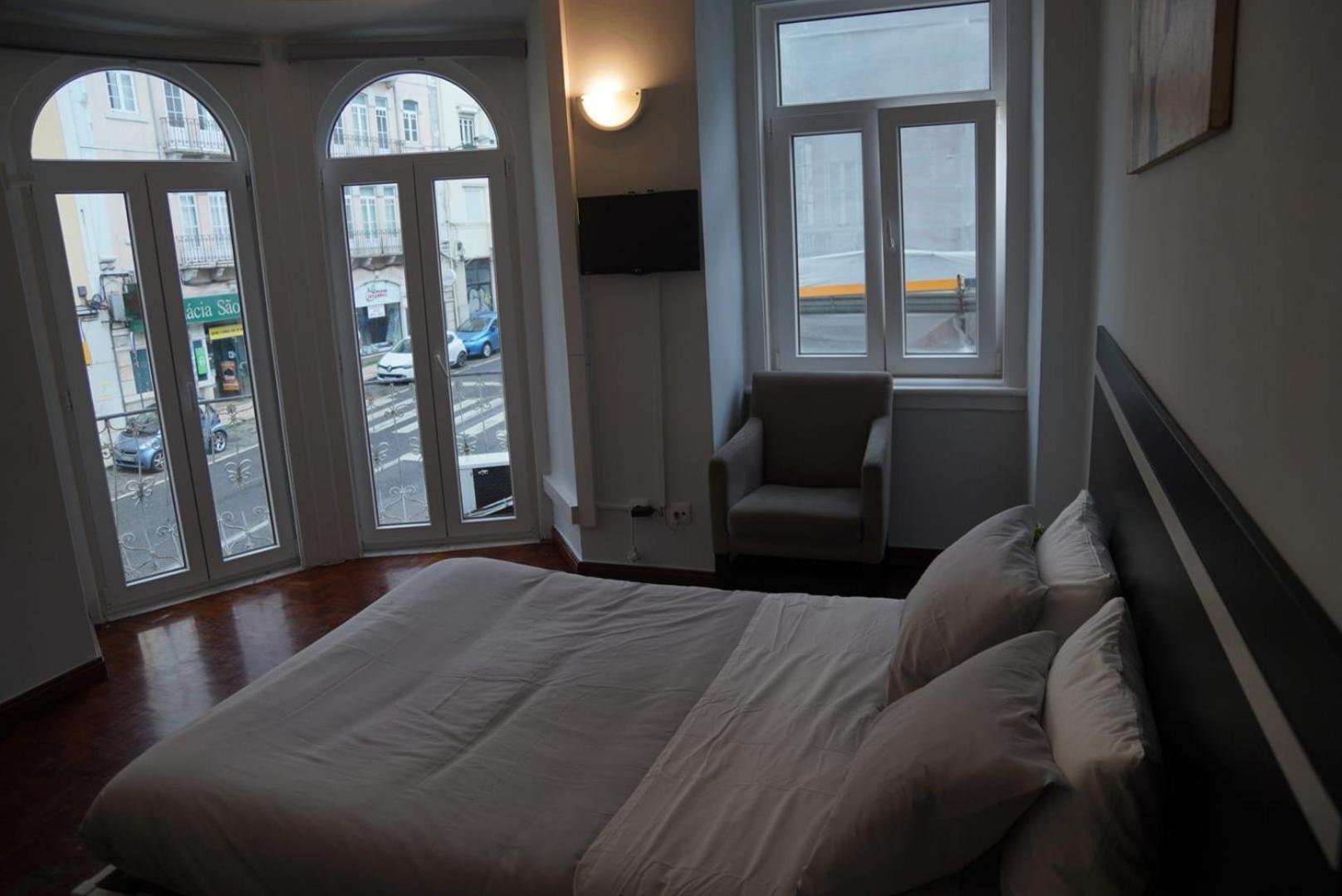 Bisengototo Homestay Лиссабон Экстерьер фото