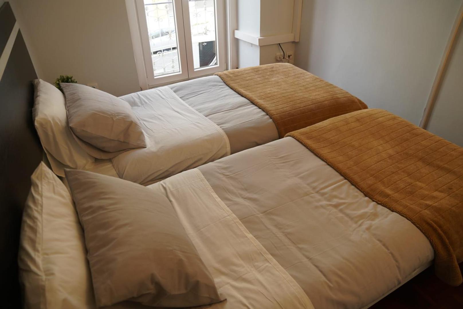 Bisengototo Homestay Лиссабон Экстерьер фото